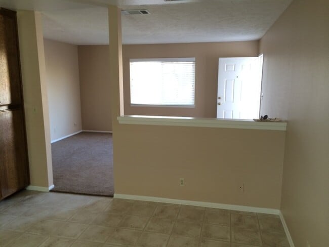 Building Photo - 12783 Kiowa Rd