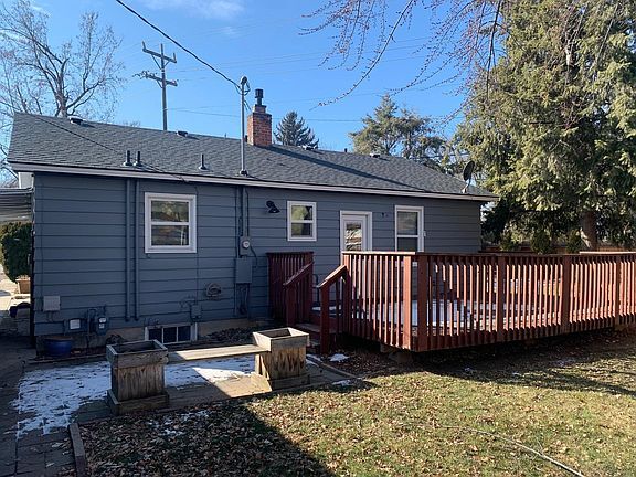 Building Photo - 3720 W Meadow Dr