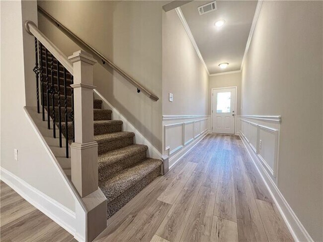 Foto del edificio - 5495 Rock Place Ct