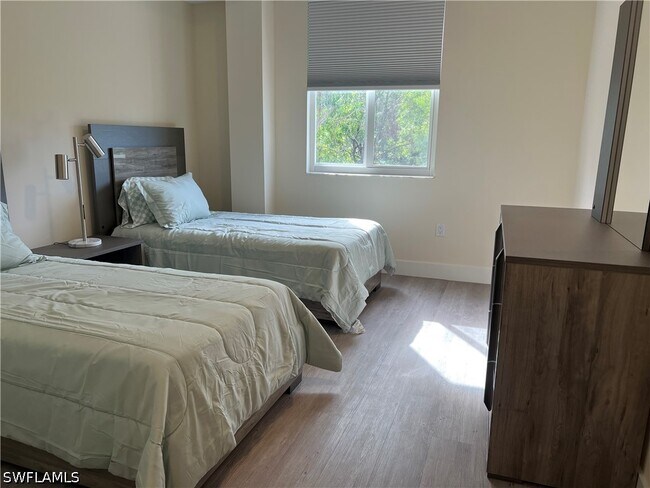 Foto del edificio - 26600 Rosewood Pointe Dr