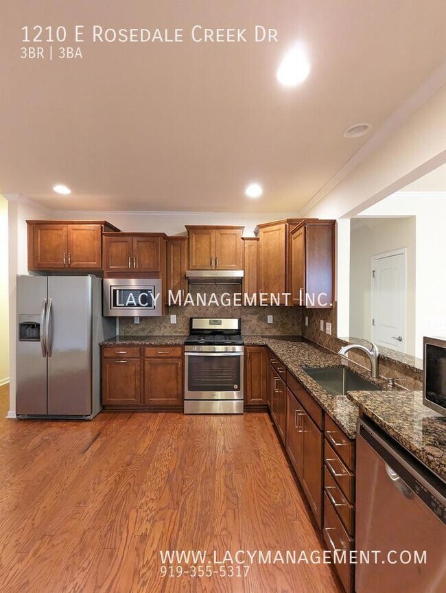 Foto del edificio - 1210 E Rosedale Creek Dr