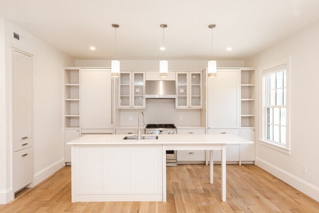 Foto del edificio - 229 Concord Ave