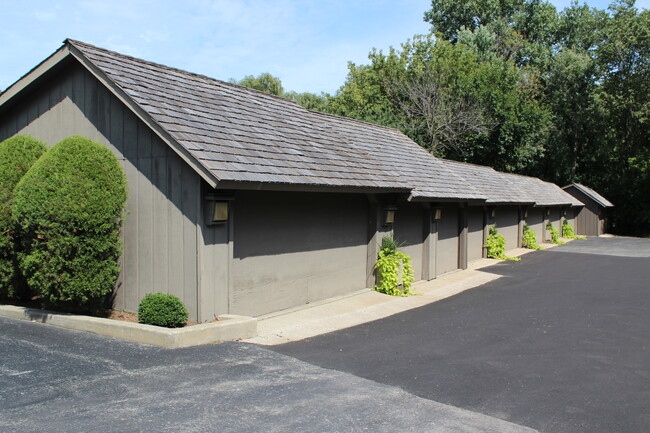 Building Photo - Polo Club West