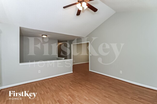 Building Photo - 1688 Independence Dr
