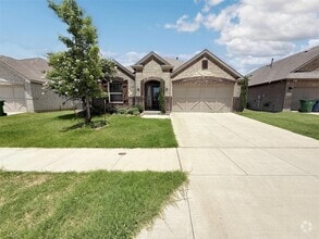Building Photo - 6111 Gloucester Dr