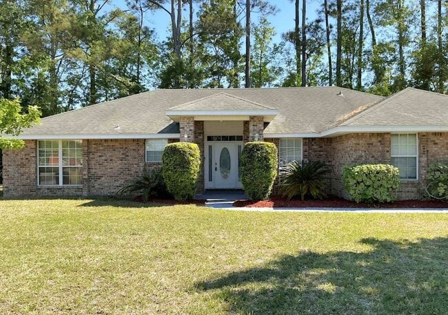 Building Photo - 15584 Moss Hollow Dr