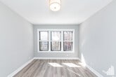 Primary Photo - 3930 N Janssen Ave