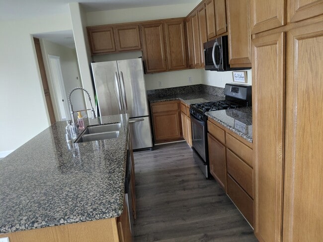 Building Photo - 268 Lattice Ln