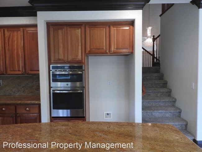 Building Photo - 5 br, 4.5 bath House - 300 Harvest Sky Ct.