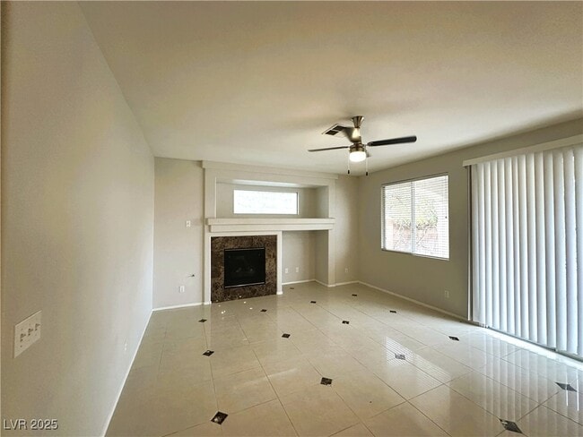 Foto del edificio - 2566 Golden Bay Ct