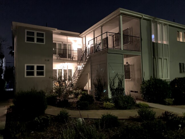 Foto del edificio - 2231 S Sycamore Ave