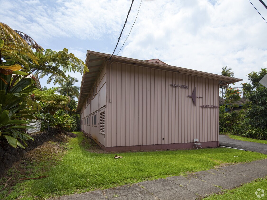 Building Photo - Hale Nene