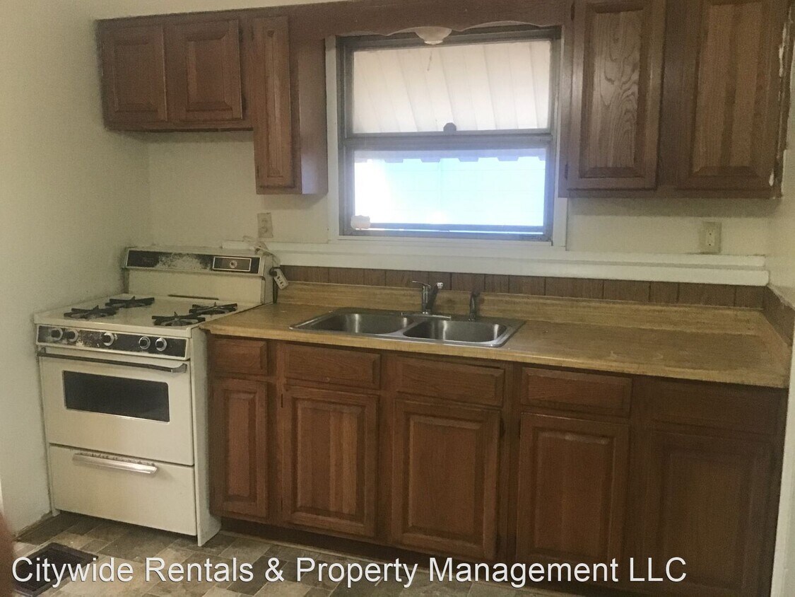 Primary Photo - 2 br, 1 bath House - 6066 N 40th