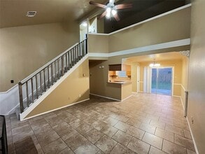 Building Photo - 4906 Deer Point Dr