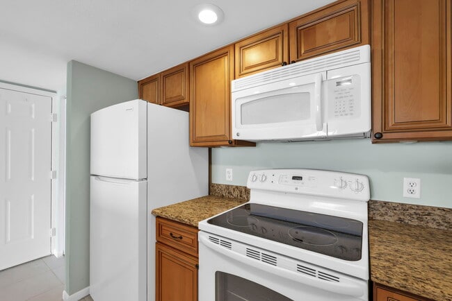New appliances - 2885 Palm Beach Blvd