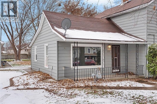 Photo du bâtiment - 155 King St E