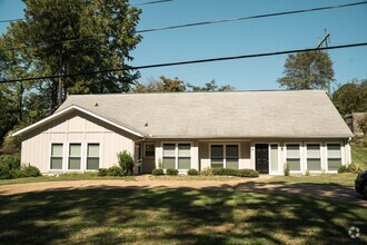 Building Photo - 709 54th St