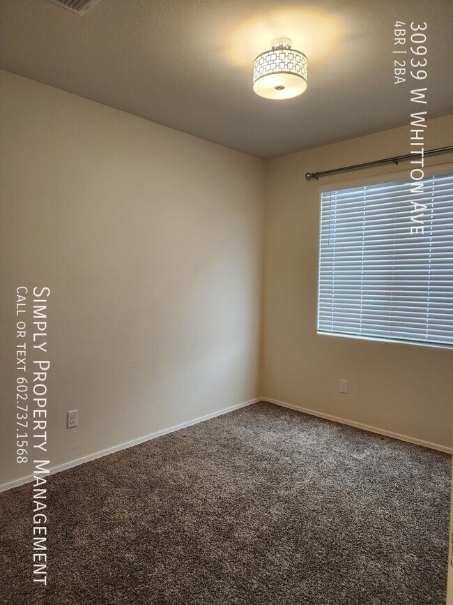 Foto del edificio - 30939 W Whitton Ave