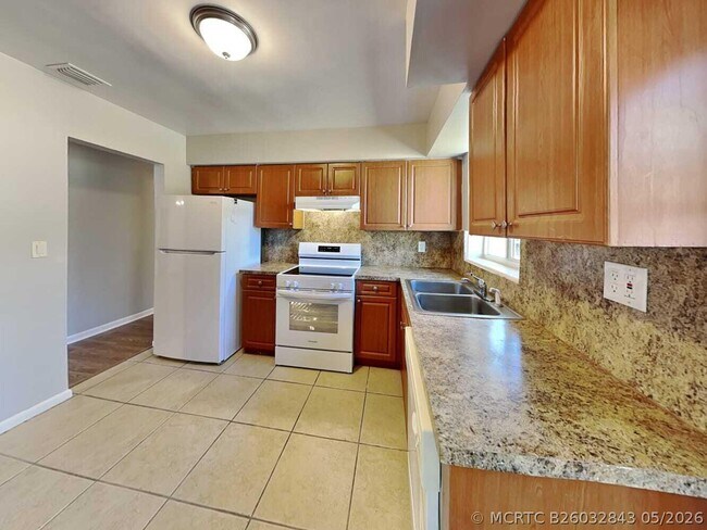 Foto del edificio - 401 NW 48th Terrace