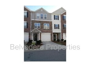 Building Photo - 39 Ackland Dr