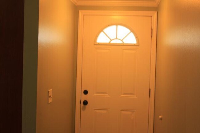 Foto del edificio - 2 bedroom in San Jose CA 95112