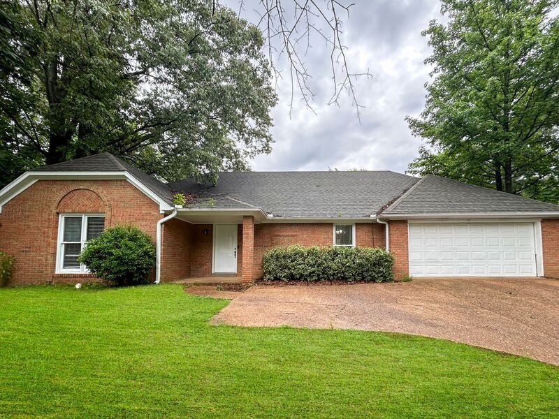 Primary Photo - 8236 Trinity Rd