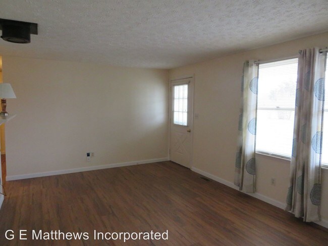 Building Photo - 3 br, 1 bath House - 21516 Courthouse Road