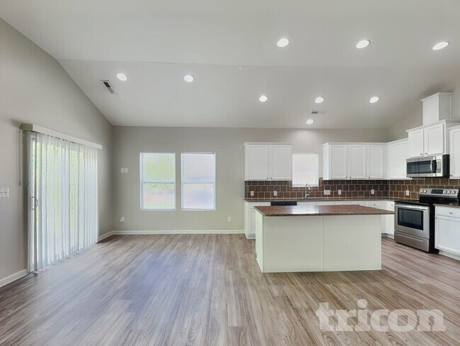 Building Photo - 3715 Gricklade Dr