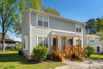 Building Photo - 7 Hayti Ln