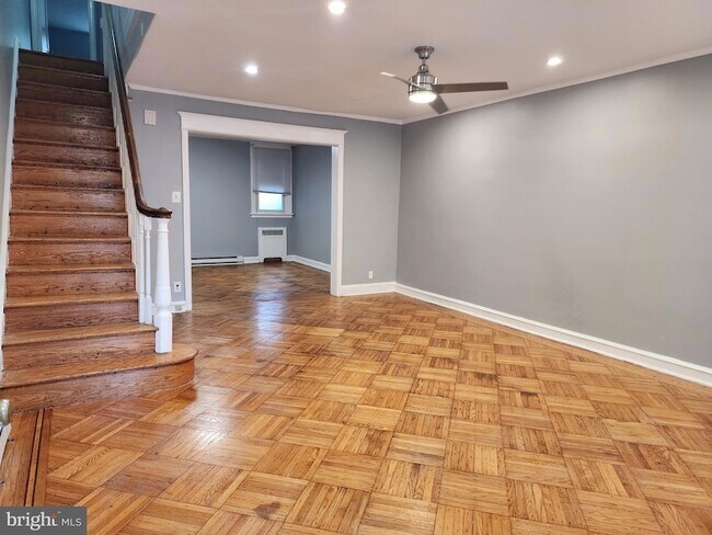 Foto del edificio - 6656 Blakemore St