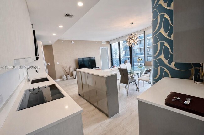 Foto del edificio - 45 SW 9th St