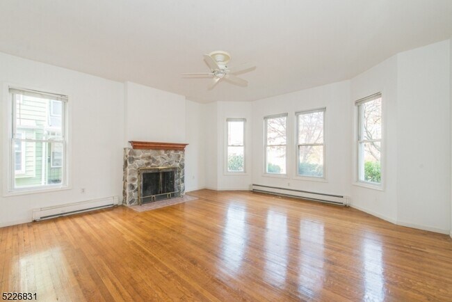 Building Photo - 108 Claremont Ave