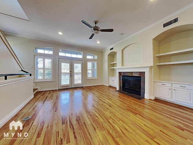 Foto del edificio - 321 Sandman St