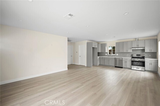 Foto del edificio - 2657 N Brighton St