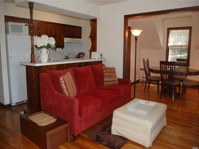 Foto del edificio - 24 Ivy Ln