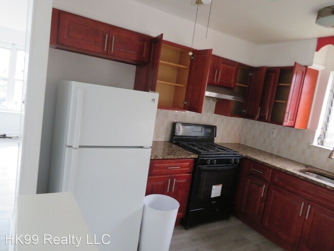 Building Photo - 3 br, 1.5 bath House - 7708 Bradford St.
