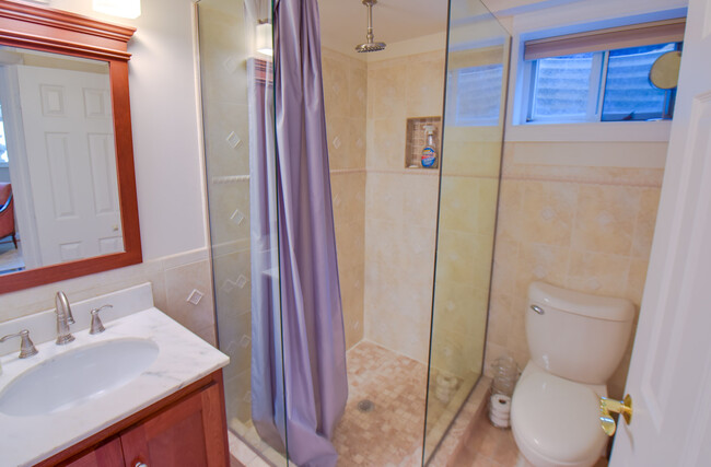 Bathroom - 6225 Robinwood Rd