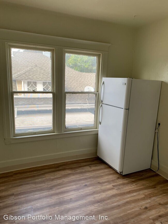 Building Photo - 1 br, 1 bath House - 309 N 5th St Unit 3