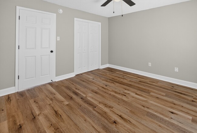 Building Photo - Cypress Way
