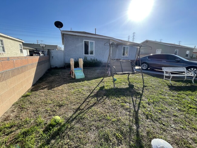 FRONT YARD - 8748 Maple St
