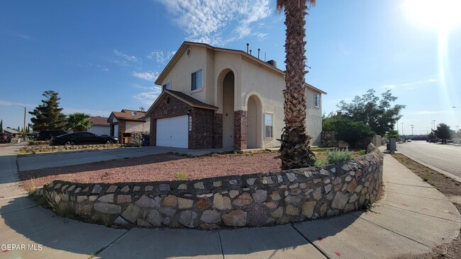 Building Photo - 3600 Tierra Meca Rd