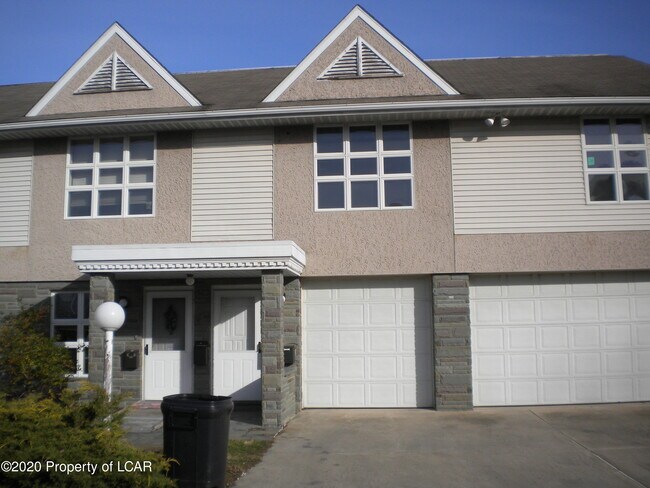 Foto del edificio - 1 Rowhouse Ln