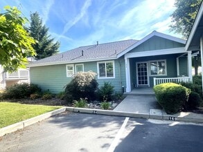 Building Photo - 164 Highlands Ct