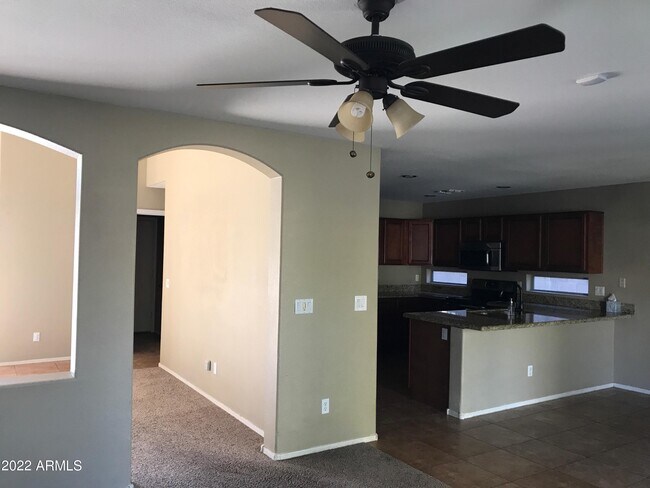 Foto del edificio - 7224 W Blackhawk Dr