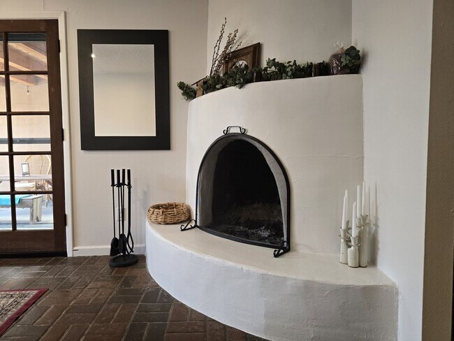 Foto del edificio - 1030 Don Diego Ave