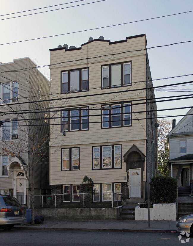 195 Duncan Ave, Jersey City, NJ 07306 Apartments Jersey City, NJ