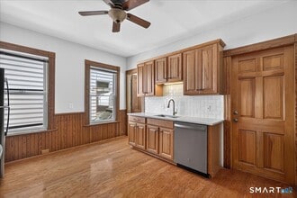 Building Photo - 35 Tilton St