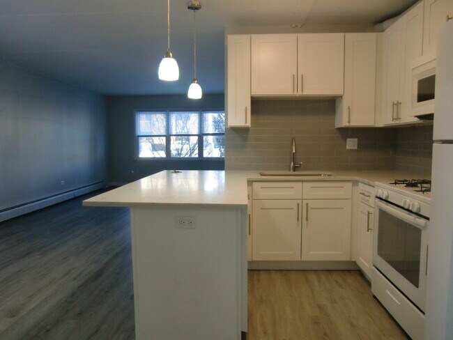 Building Photo - 10721 Keating Ave
