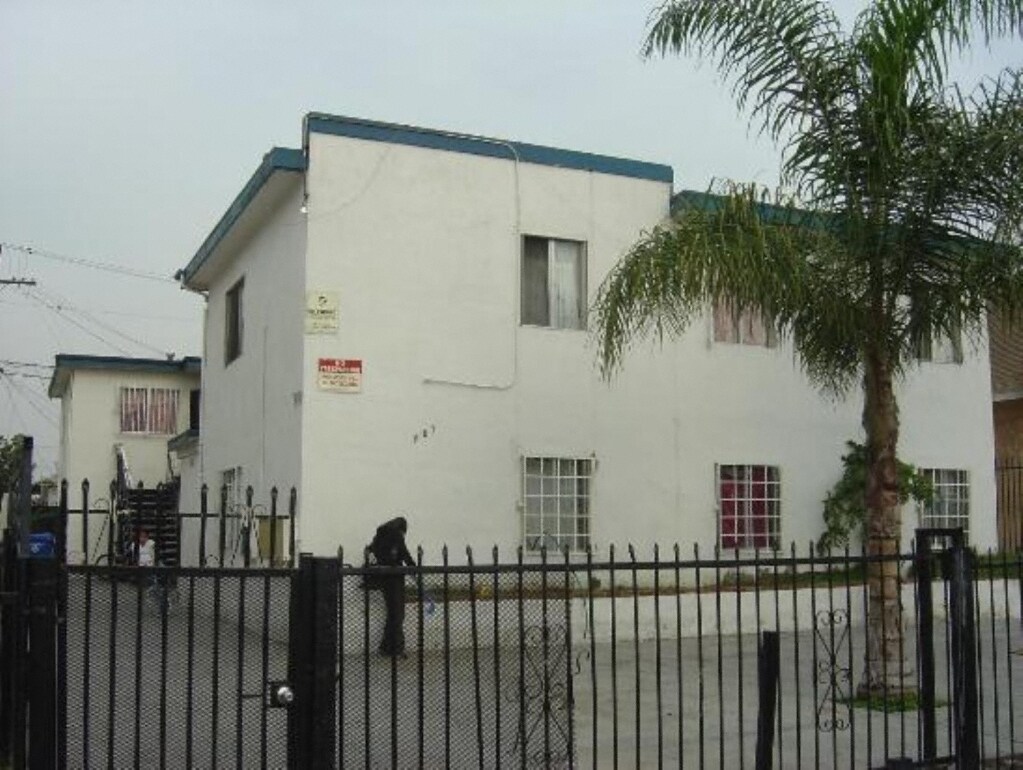 Foto del edificio - 807 E 24th St