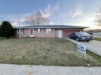 Foto principal - 2975 W Point Rd